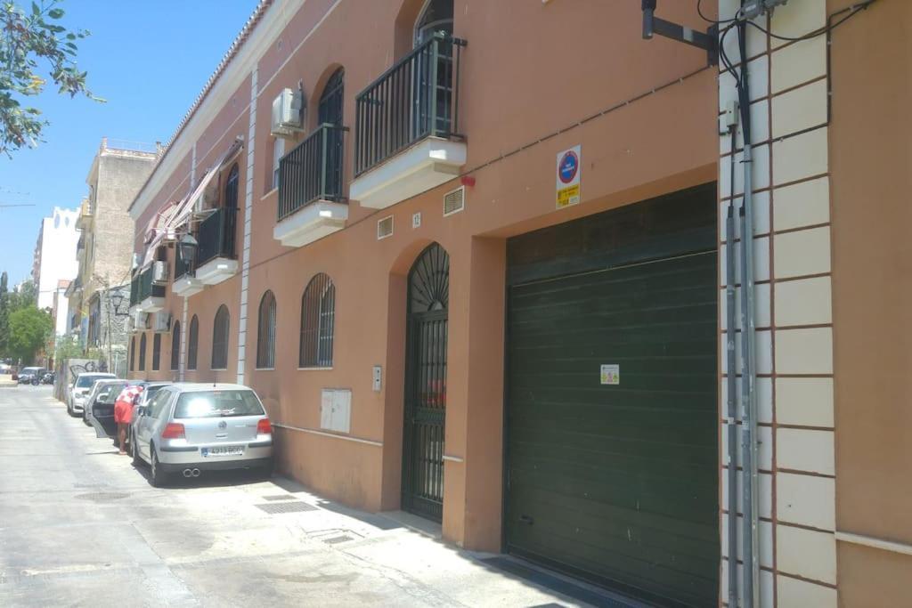 Apartamento Con Parking Gratis En El Centro De Malaga Daire Dış mekan fotoğraf