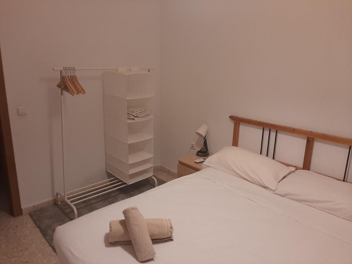 Apartamento Con Parking Gratis En El Centro De Malaga Daire Dış mekan fotoğraf
