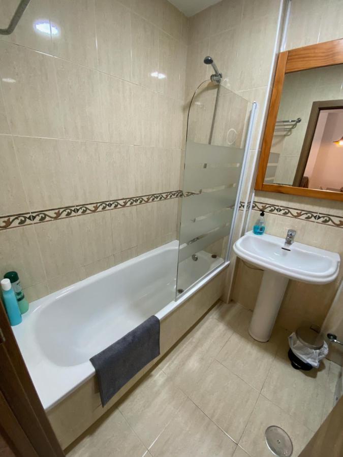 Apartamento Con Parking Gratis En El Centro De Malaga Daire Dış mekan fotoğraf