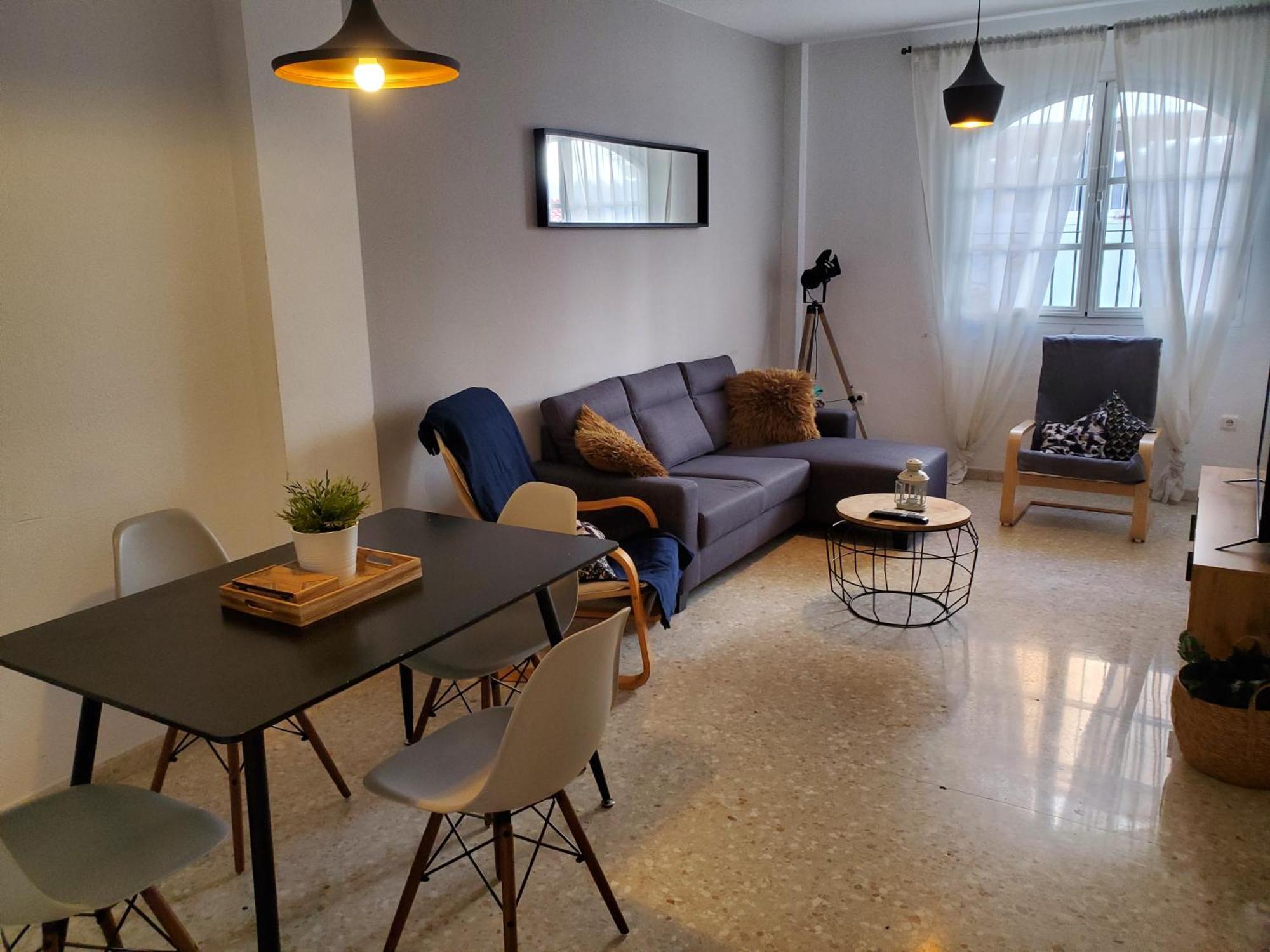 Apartamento Con Parking Gratis En El Centro De Malaga Daire Dış mekan fotoğraf